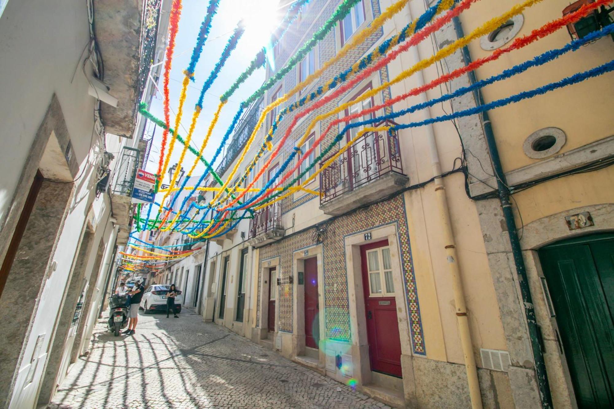 157 A - Charming Santos Wpatio Lisbon